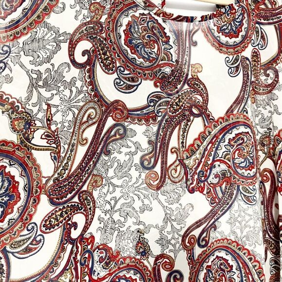 C’isa Women’s Multicolor Paisley Semi Sheer Poncho Cover Up Size OS - Picture 2 of 5